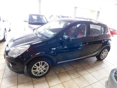 gebraucht Hyundai i20 ERST 69 TKM GELAUFEN !!