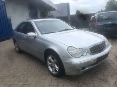 Mercedes C240