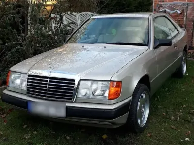 Gebraucht Mercedes E300 180 PS (132 kW) 1987 Andere farben Coupé