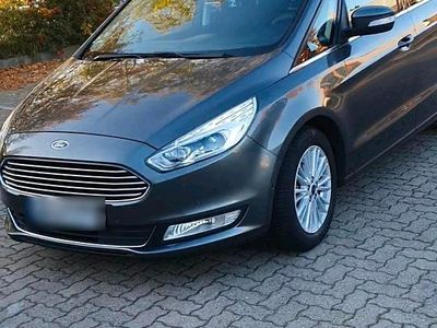 Gebraucht Ford Galaxy Titanium 150 PS (110 kW) 2017 Grau Van / Kleinbus