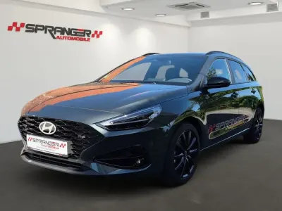Gebraucht Hyundai i30 Advantage 140 PS (102 kW) 2024 Cypress Kombi