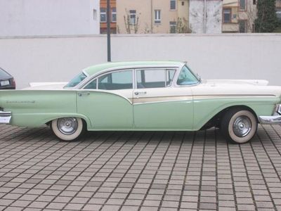 Gebraucht 1957 Ford Fairlane Limousine | 19.999 €