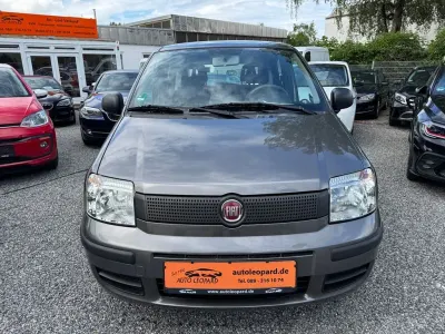 Gebraucht Fiat Panda Classica 69 PS (50 kW) 2012 Colore esterno (grigio sfrenat Kleinwagen