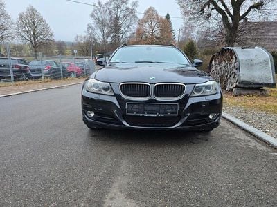 Schwarz Gebraucht 2009 BMW 318 Kombi | 1.499 € (Superpreis)