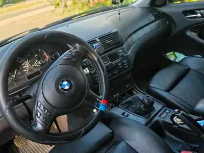 Gebraucht BMW 320 150 PS (110 kW) 2004 Blau Kombi