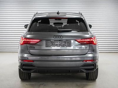 Daytonagrau metallic (6y) daytonagrau metallic (6y) Neu 2026 Audi Q3 S-Line SUV | 47.614 € (Superpreis)