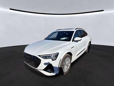 Gebraucht Audi e-tron Sportback Ambiente 369 kW (503 PS) 2022 Gletscherweiß metallic SUV