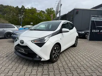 Brugt Toyota Aygo X-play 72 HK (52 kW) 2021 Hvid Hatchback