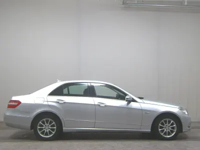 Occasion Mercedes E220 170 ch (125 kW) 2012 Argent Berline