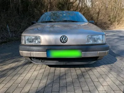 Brugt VW Passat 1991 Guld Sedan