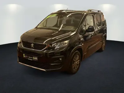 Second-hand Peugeot e-Rifter Allure 100 kW (136 CP) 2022 Negru Monovolum