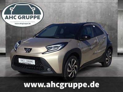 Gebraucht Toyota Aygo X Touch 72 PS (52 kW) 2025 Beige SUV