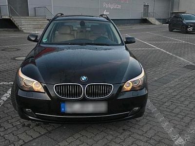 Gebraucht BMW 530 235 PS (172 kW) 2008 Schwarz Kombi
