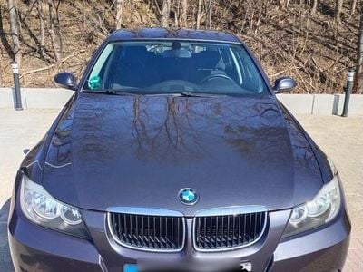 Gebraucht BMW 318 129 PS (94 kW) 2006 Grau Kombi