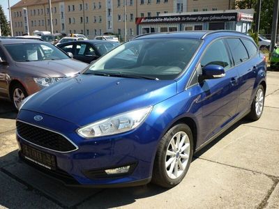 Gebraucht Ford Focus Business Edition 125 PS (91 kW) 2016 Indicblau metallic Kombi