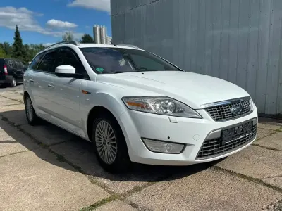 Gebraucht Ford Mondeo Ghia 160 PS (117 kW) 2008 Weiß Limousine