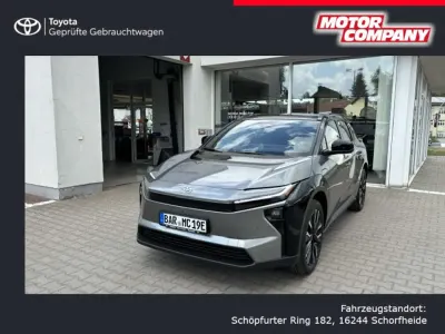 Gebraucht Toyota bZ4X Lounge 252 kW (343 PS) 2026 Precious metal grey SUV