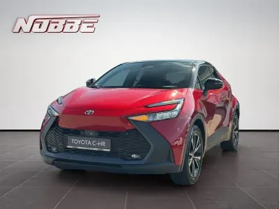 Neu Toyota C-HR 140 PS (102 kW) 2025 Karminarot mica / dach schwarz SUV
