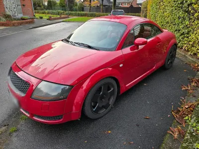 Gebraucht Audi TT 180 PS (132 kW) 2001 Rot Coupé