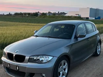 Gebraucht BMW 118 Shadowline 143 PS (105 kW) 2011 Grau Kleinwagen