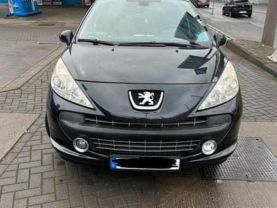 Schwarz Gebraucht 2010 Peugeot 207 Kombi | 2.000 €