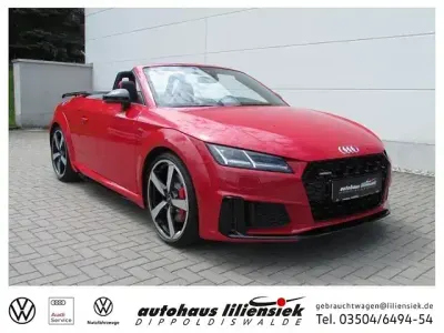 Gebraucht Audi TT Roadster Competition 245 PS (180 kW) 2021 Rot Cabrio