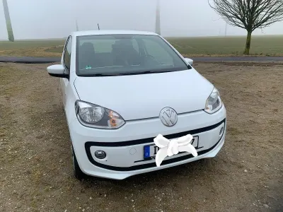 Gebraucht VW up! CLUB 60 PS (44 kW) 2015 Weiß Kleinwagen