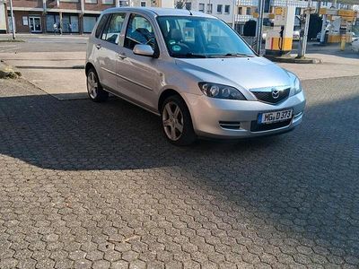 Gebraucht Mazda 2 70 PS (51 kW) 2006 Grau Kleinwagen