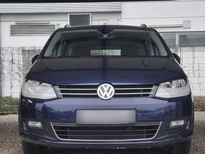 Gebraucht VW Sharan 150 PS (110 kW) 2022 Metallic Van / Kleinbus