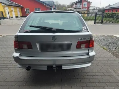 Gebraucht BMW 525 192 PS (141 kW) 2001 Silber Kombi