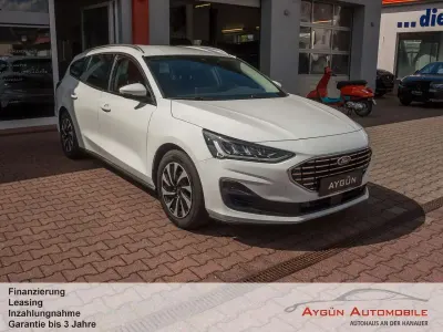 Gebraucht Ford Focus Titanium 116 PS (85 kW) 2024 Frozen white Kombi