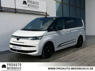 Gebraucht VW Multivan Edition 150 PS (110 kW) 2025 Candyweiß Van / Kleinbus