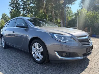 Gebraucht Opel Insignia Edition 170 PS (125 kW) 2016 Grau Kombi