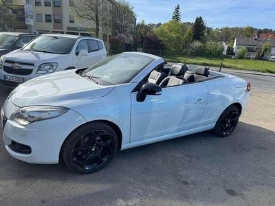 Gebraucht Renault Mégane Cabriolet LIMITED 179 PS (131 kW) 2012 Weiss "nacre" Cabrio