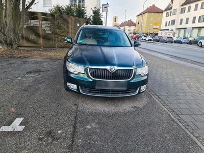 Gebraucht Skoda Superb 160 PS (117 kW) 2010 Kombi