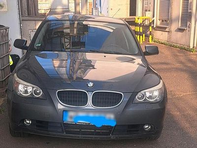 BMW 525