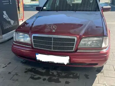 Gebraucht Mercedes C180 Elegance 122 PS (89 kW) 1994 Rot Limousine