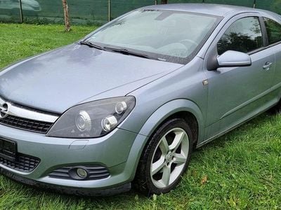 Opel Astra GTC