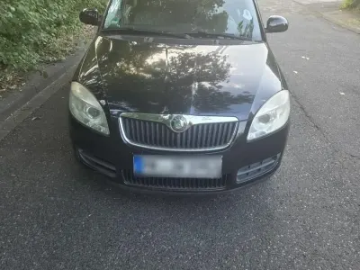Gebraucht Skoda Roomster 86 PS (63 kW) 2008 Schwarz Van / Kleinbus