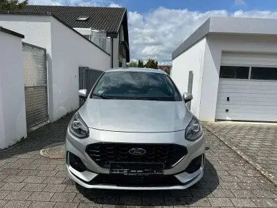 Gebraucht Ford Fiesta ST-Line 155 PS (114 kW) 2022 Polarsilber metallic Kleinwagen