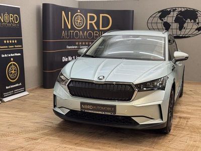 Grau Gebraucht 2021 Skoda Enyaq iV Loft SUV | 19.990 € (Guter Preis)