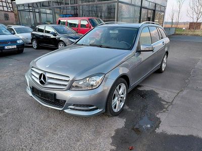 Gebraucht Mercedes C220 Avantgarde 170 PS (125 kW) 2012 Grau Kombi