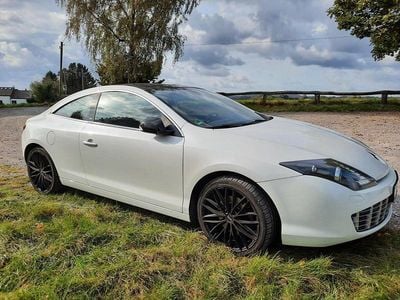 Second-hand Renault Laguna Coupé 150 CP (110 kW) 2013 Alb Coupe