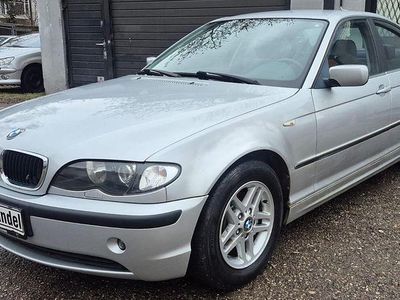 Grau Gebraucht 2002 BMW 320 Limousine | 1.990 € (Superpreis)