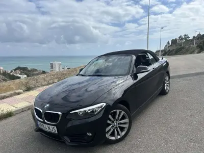 Gebraucht BMW 218 150 PS (110 kW) 2015 Schwarz Cabrio