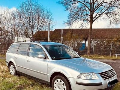 Gebraucht VW Passat Basis 101 PS (74 kW) 2003 Silber Limousine
