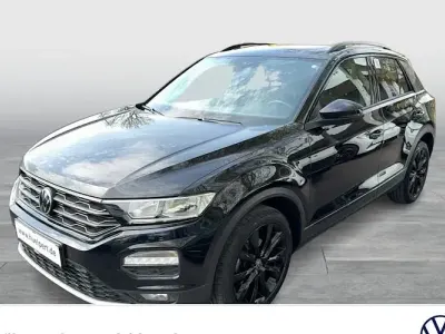 Używany VW T-Roc Sport 150 KM (110 kW) 2021 Czarny SUV