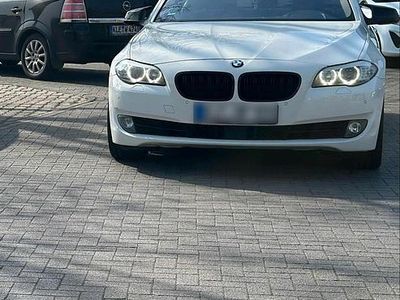 Gebraucht BMW 525 204 PS (150 kW) 2010 Weiß Limousine