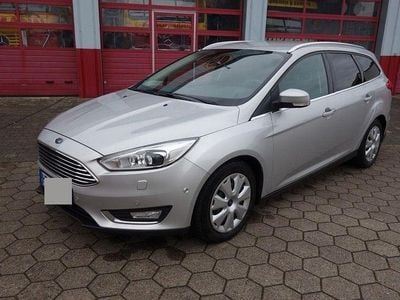 Gebraucht Ford Focus Titanium 125 PS (91 kW) 2018 Silber Kombi