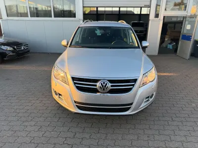 Gebraucht VW Tiguan Sportline 140 PS (102 kW) 2010 Silber SUV